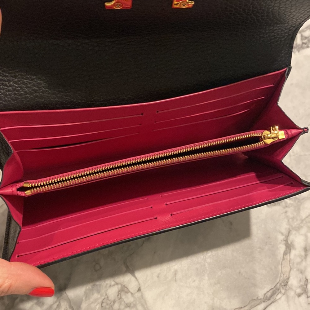Long Capucines Wallet - Picture 3 of 10